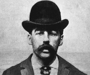 H. H. Holmeso biografija