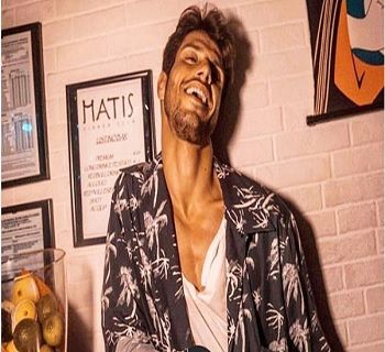 Giovanni Arrigoni: Biografia, Wakeskating, Temptation Island e Katia