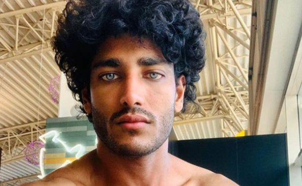 Chi è Akash Kumar? Biografia, Età, Fidanzata, Occhi e Instagram