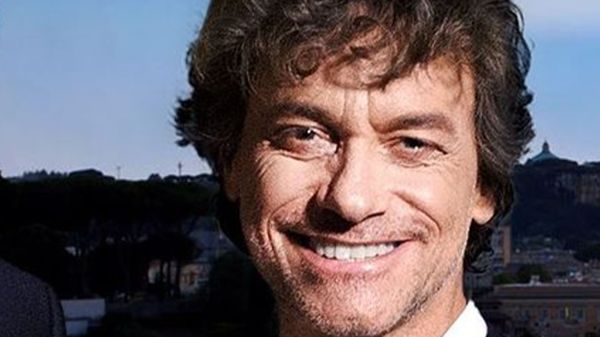 Alberto Angela: Biografia, Età, Moglie Monica, Altezza e Figli
