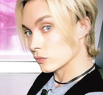 Chi è Roger Garth? Biografia, Età, Lavoro, Fidanzata, Forum e Instagram